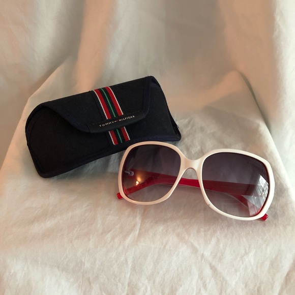 tommy hilfiger glasses red